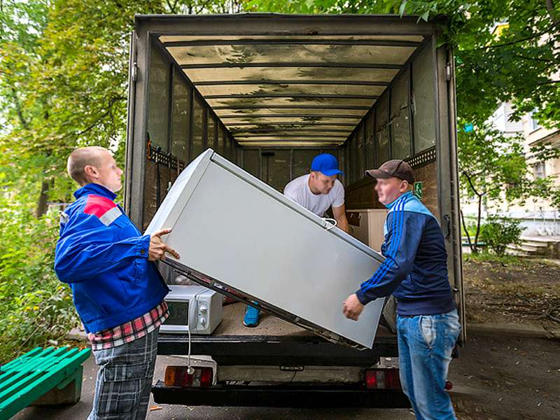 Заказать отдельный автомобиль для отправки мебели : Холодильник ,Диваны,Коробки,Шкаф, бытовая техника из Камышина в Новосибирск