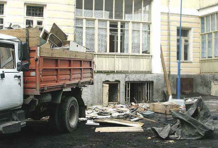 Вывоз бытового мусора дешево по Волгограду