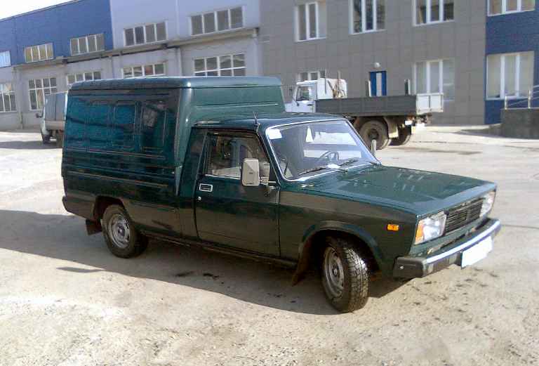 Заказать грузовой автомобиль для транспортировки мебели : Диван 2-местный из Новосибирска в Барнаул