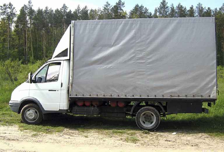 Заказ грузового такси для перевозки коробок из Владивосток в Новосибирск